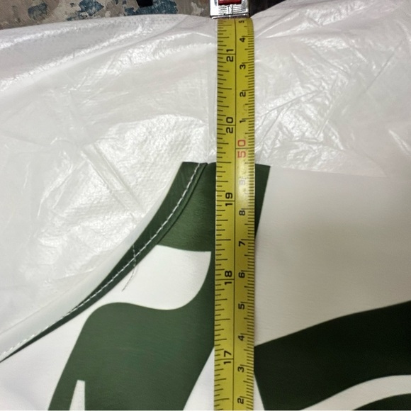 Saks Fifth Avenue Green and white floral romper women’s size medium NWOT - Picture 6 of 7